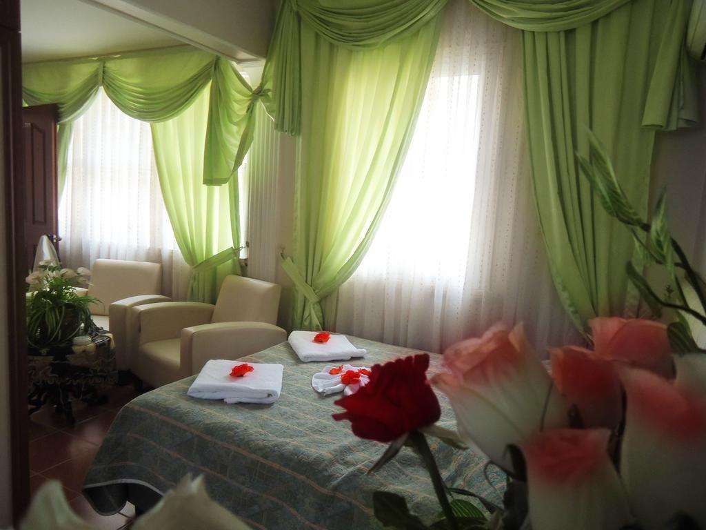 Vatan Hotel Esmirna Exterior foto