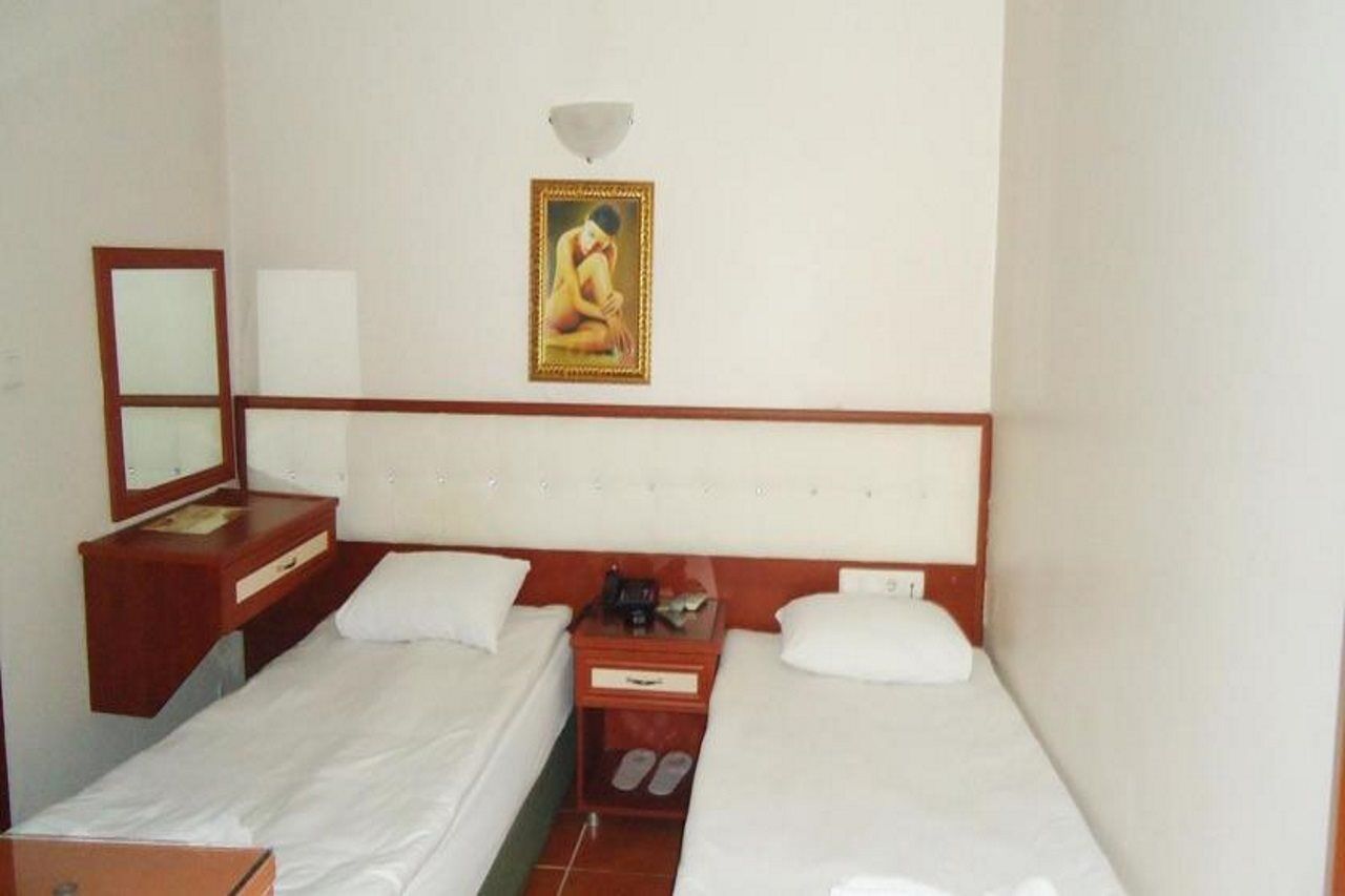 Vatan Hotel Esmirna Exterior foto